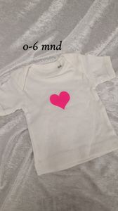 Hovedbilde Tshirt hjerte 0-6 mnd
