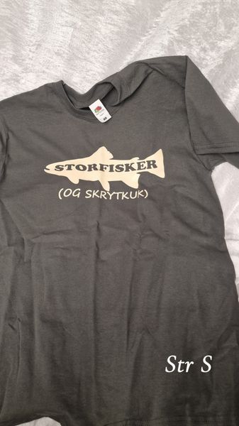 Storfisker glows in dark ( s )